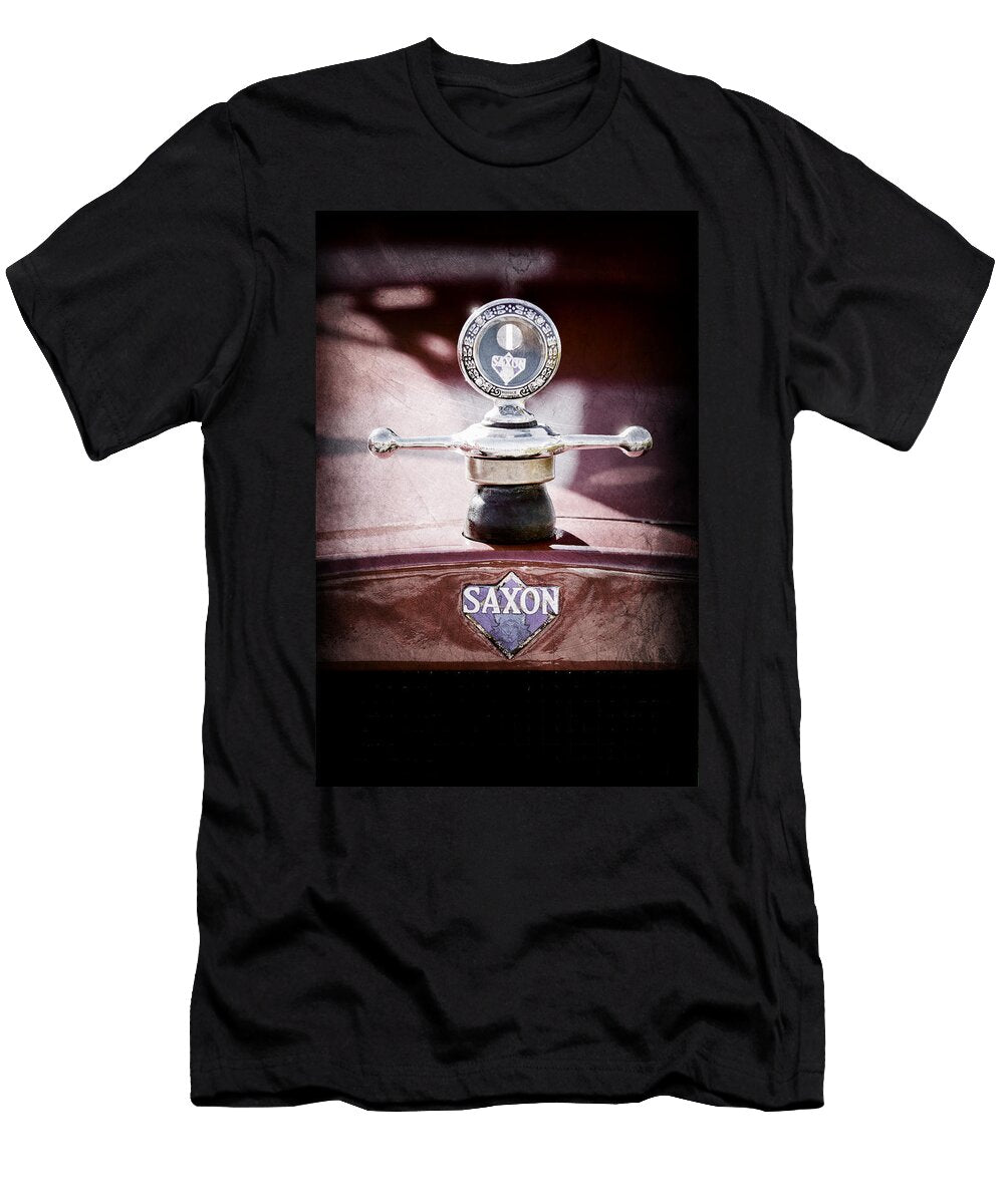1 1915 Saxon Roadster Hood Ornament Jill Reger T-Shirt