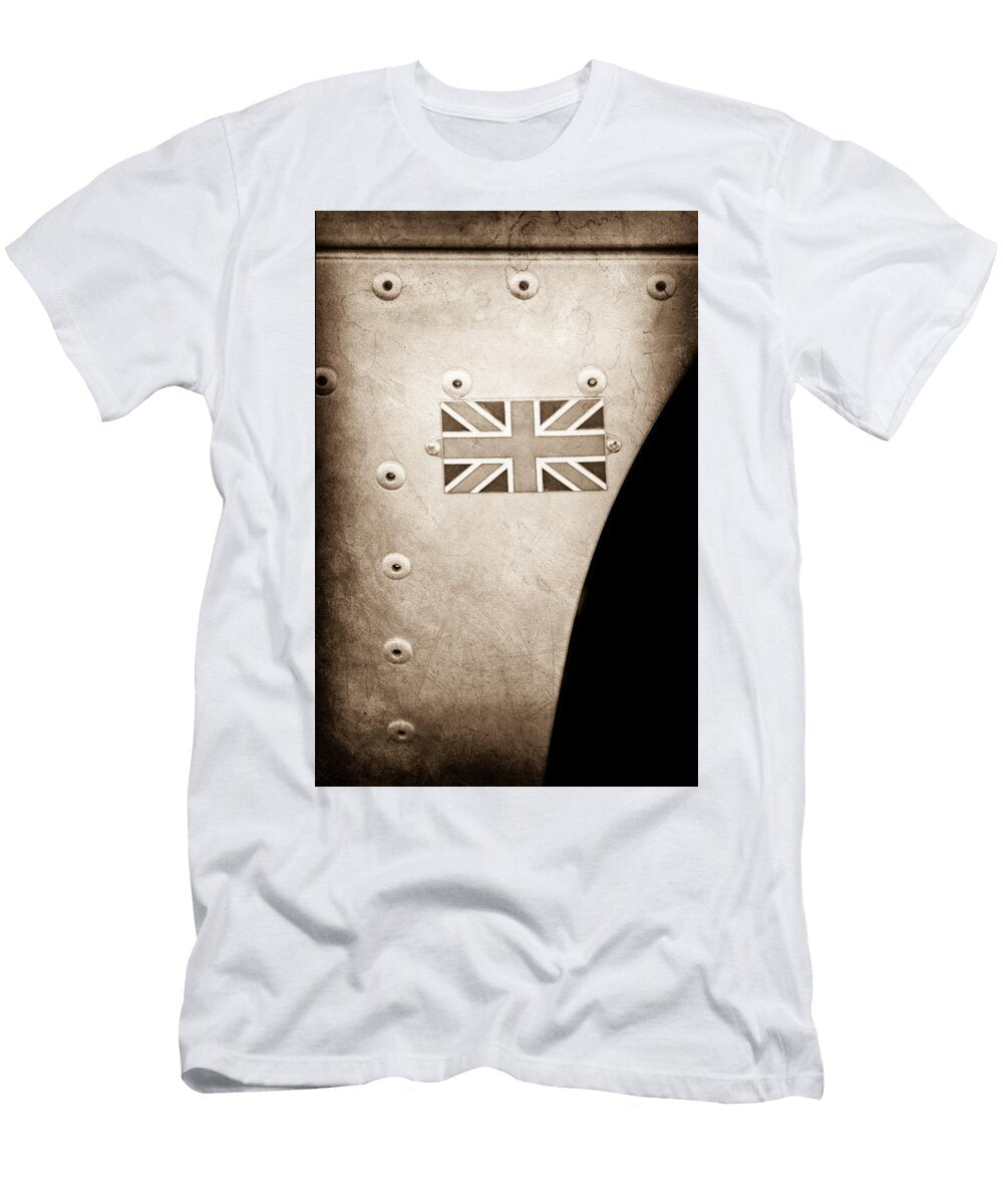 1 1957 Jaguar Xkss Roadster Recreation Emblem Jill Reger T-Shirt
