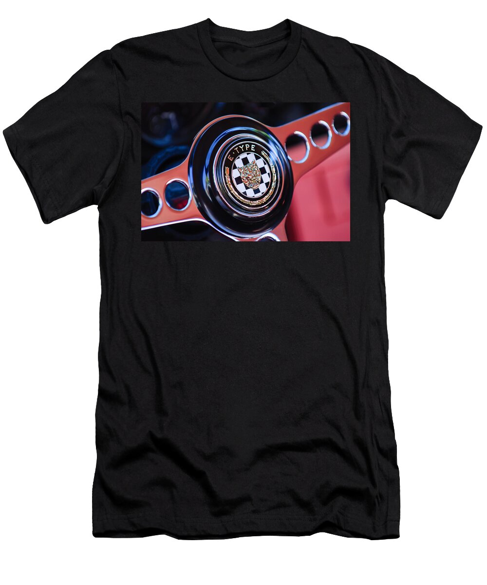 1 1967 Jaguar E Type Series I 42 Roadster Steering Wheel Emblem Jill Reger T-Shirt