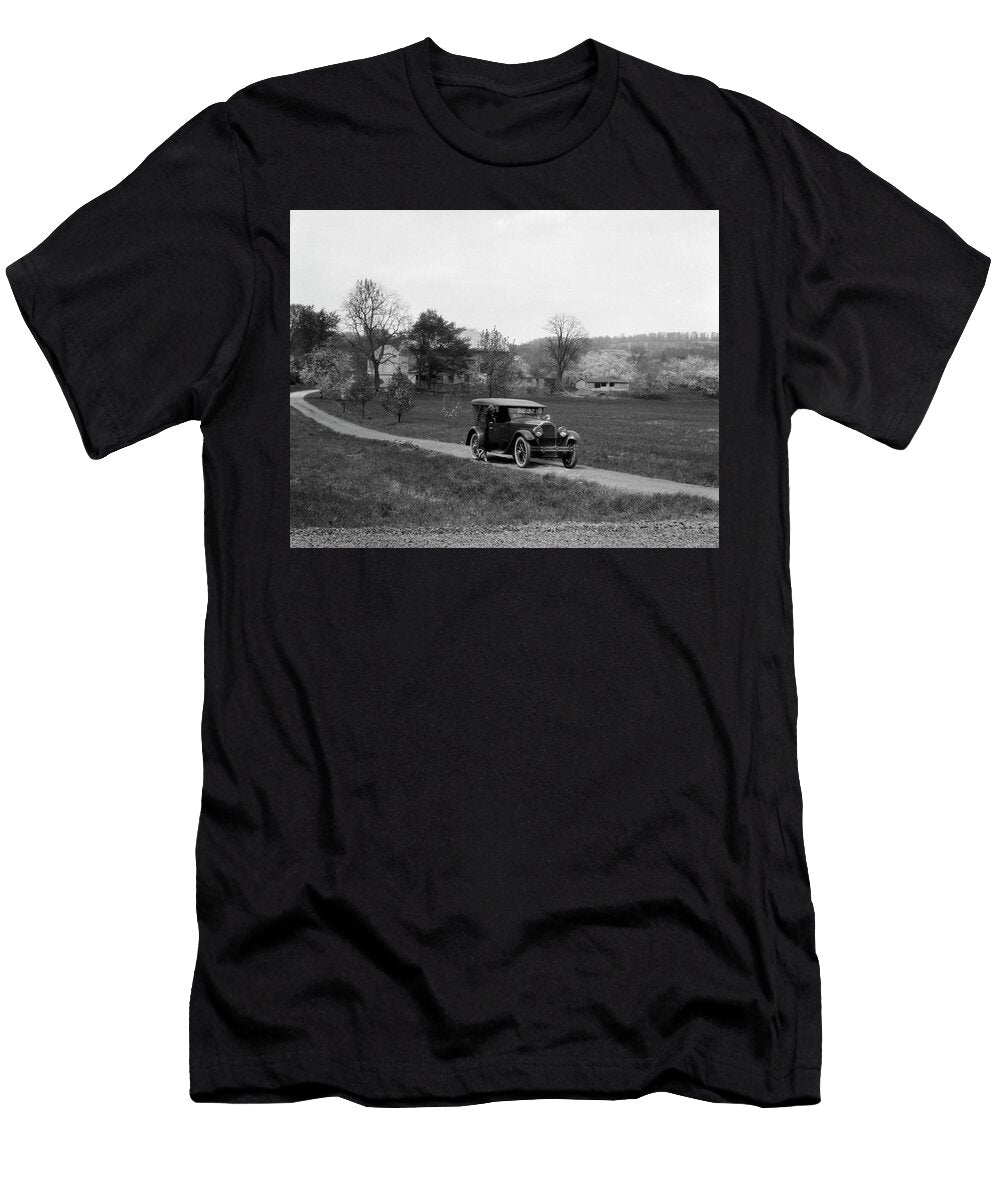 1930s 1920s Packard on Dirt Road Vintage Images T-Shirt