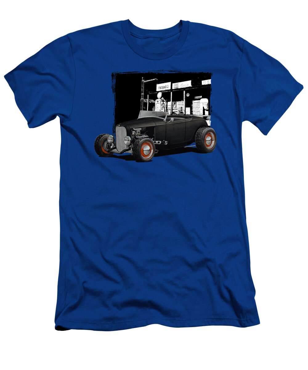 1932 Ford At Gas Station Paul Kuras T-Shirt