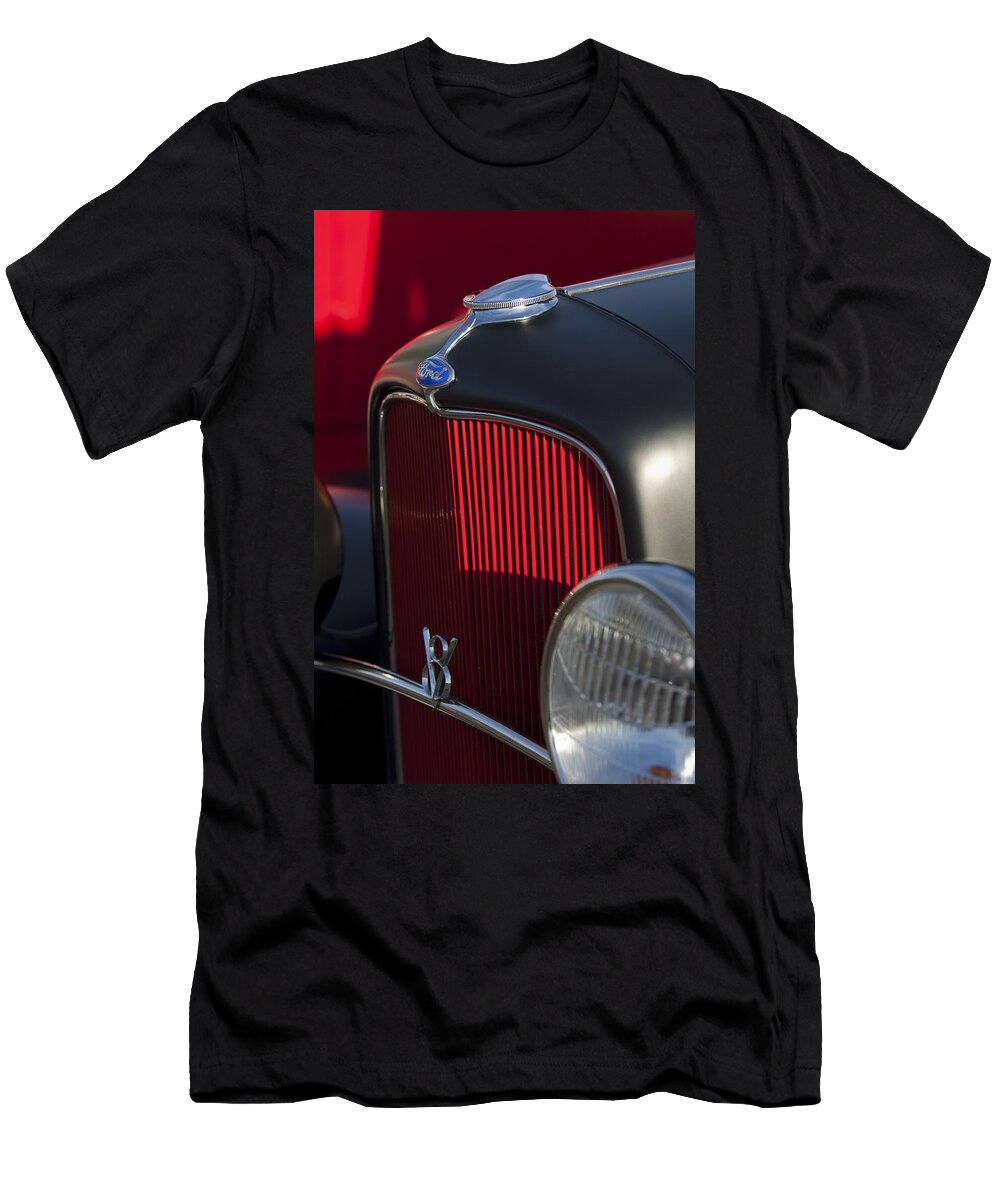 1932 Ford Roadster Grille 3 Jill Reger T-Shirt