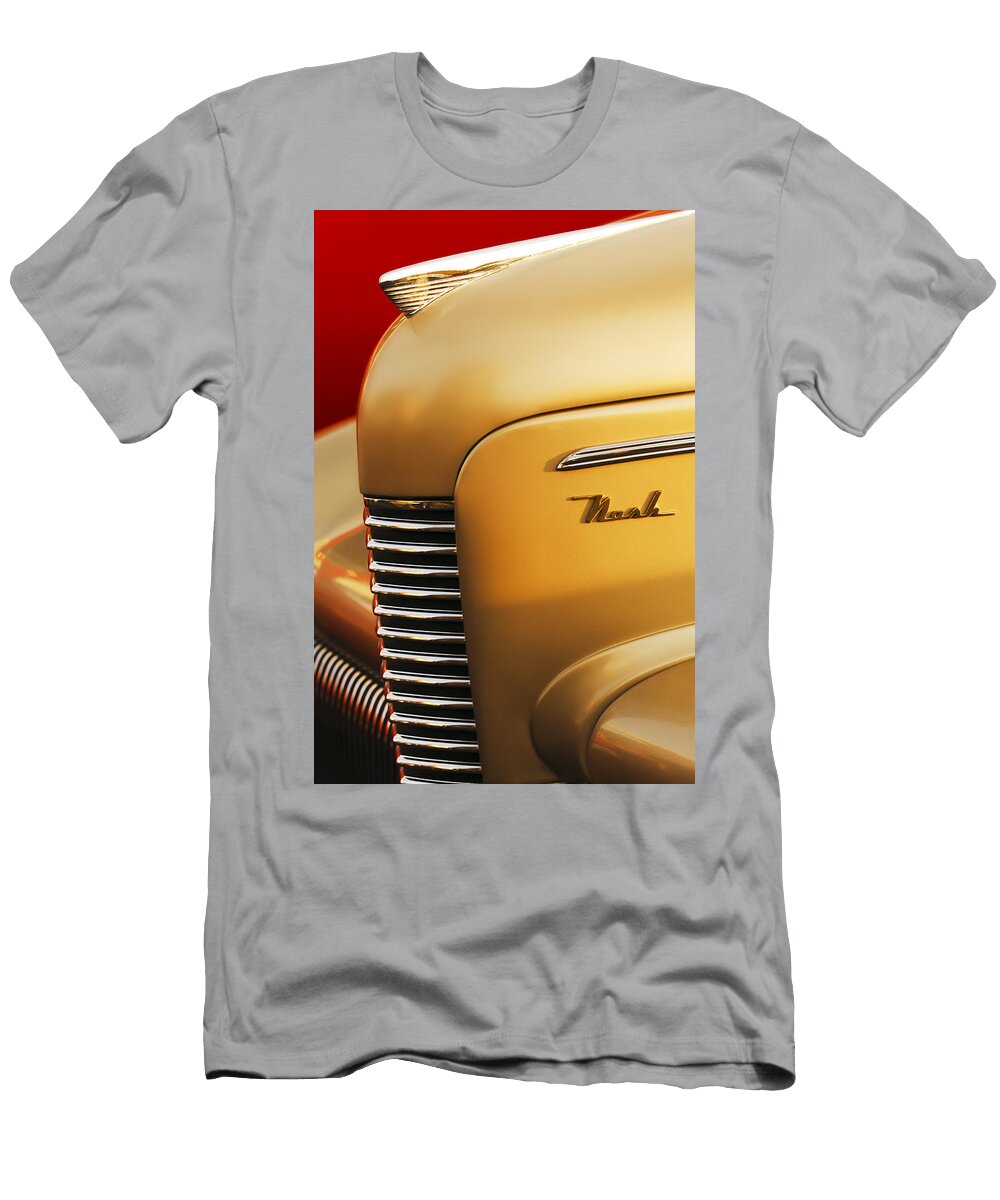 1940 Nash Sedan Grille Jill Reger T-Shirt