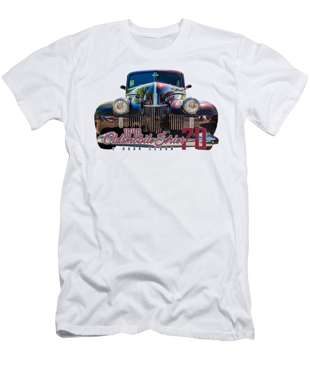 1940 Oldsmobile Series 70 2 Door Sedan Gestalt Imagery T-Shirt