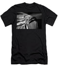 1949 Triumph 2000 Roadster Grille Emblem 0681bw Jill Reger T-Shirt