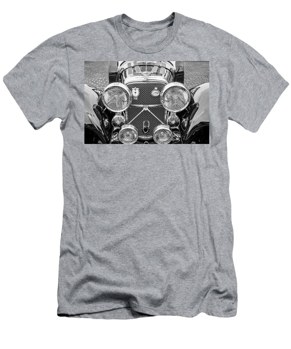 1950 Jaguar Xk120 Roadster Grille 0260bw Jill Reger T-Shirt