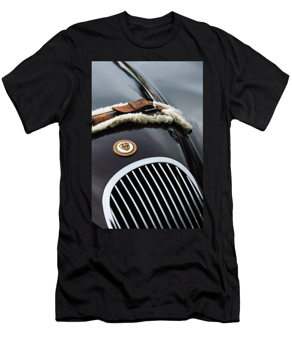 1953 Jaguar Xk 120se Roadster Grille Emblem Jill Reger T-Shirt