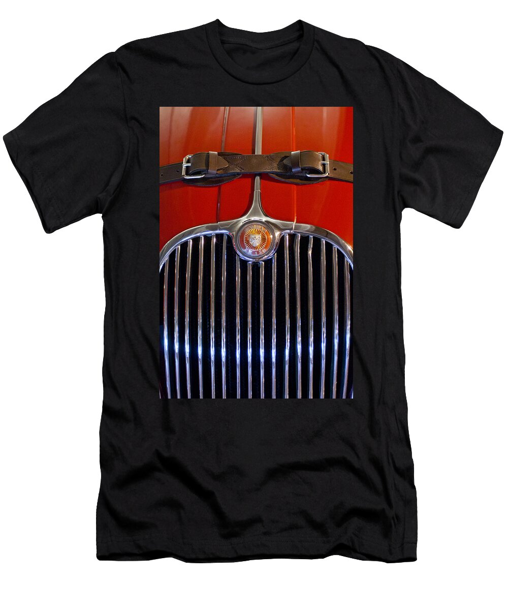 1958 Jaguar Xk150 Roadster Grille Emblem Jill Reger T-Shirt