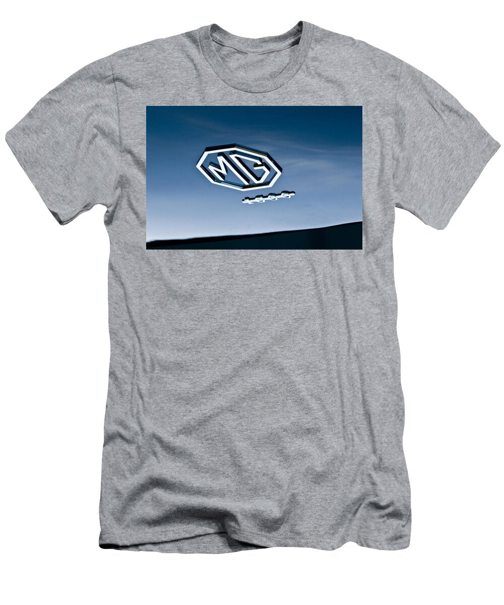 1959 Mg a 1600 Roadster Emblem Jill Reger T-Shirt
