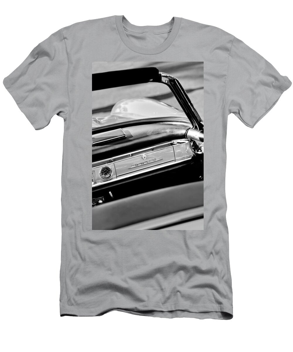 1961 Mercedes Benz 300 Sl Roadster Dashboard Emblem Jill Reger T-Shirt