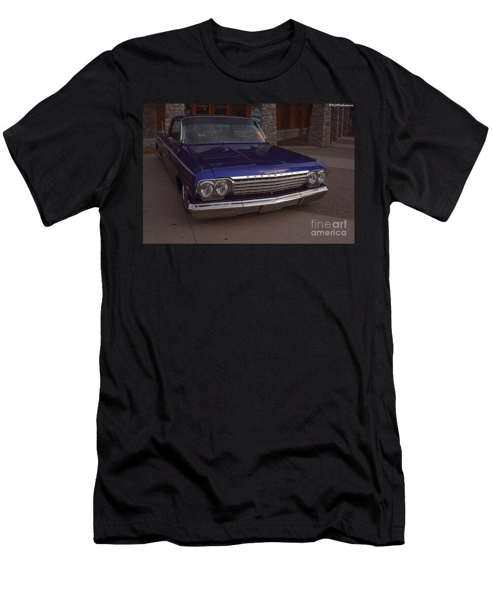 1963 Chevrolet Impala Low Rider with Suicide Doors Promedias T-Shirt