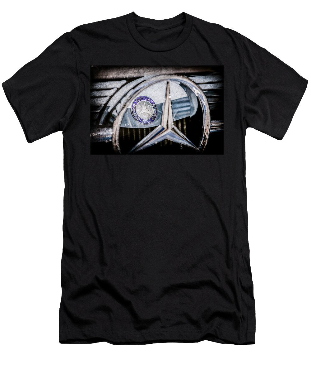 1968 Mercedes Benz 280 Sl Roadster Emblem 0919ac Jill Reger T-Shirt