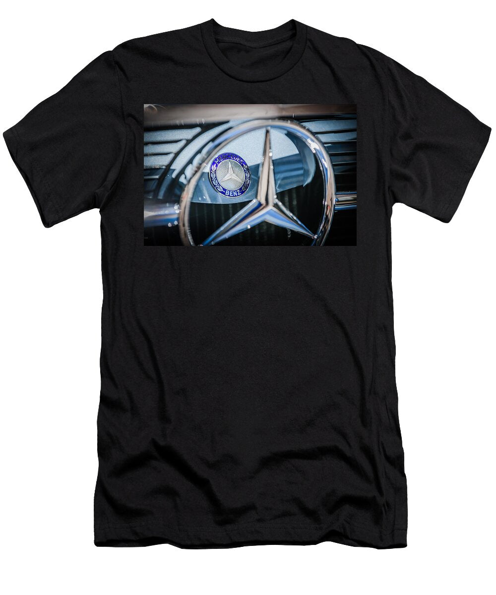 1968 Mercedes Benz 280 Sl Roadster Emblem 0919c Jill Reger T-Shirt