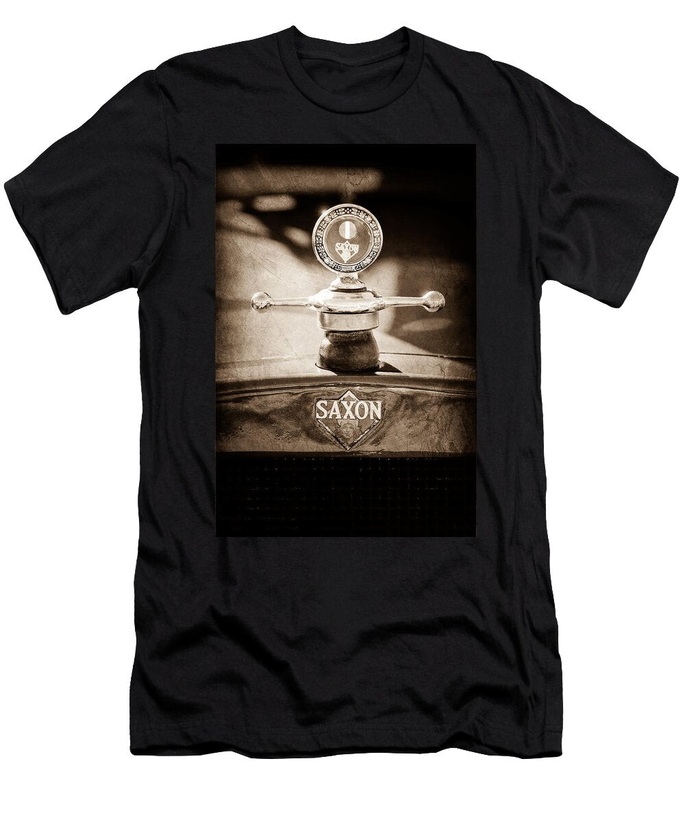 2 1915 Saxon Roadster Hood Ornament Jill Reger T-Shirt