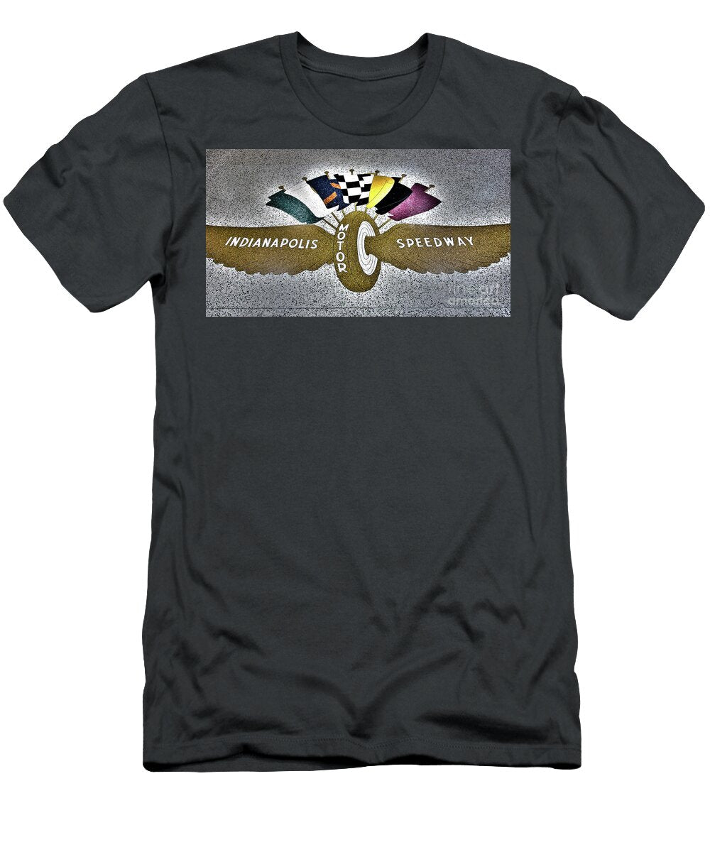 24 Indy Race Car Museum Elite Image Photography By Chad Mcdermott T-Shirt