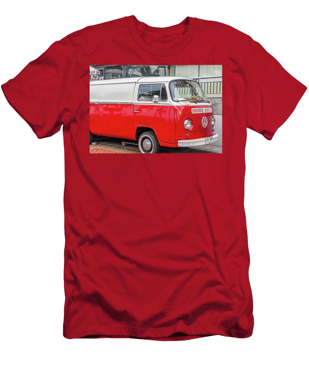 6 VW Bus or Bulli Wilfried Strang T-Shirt