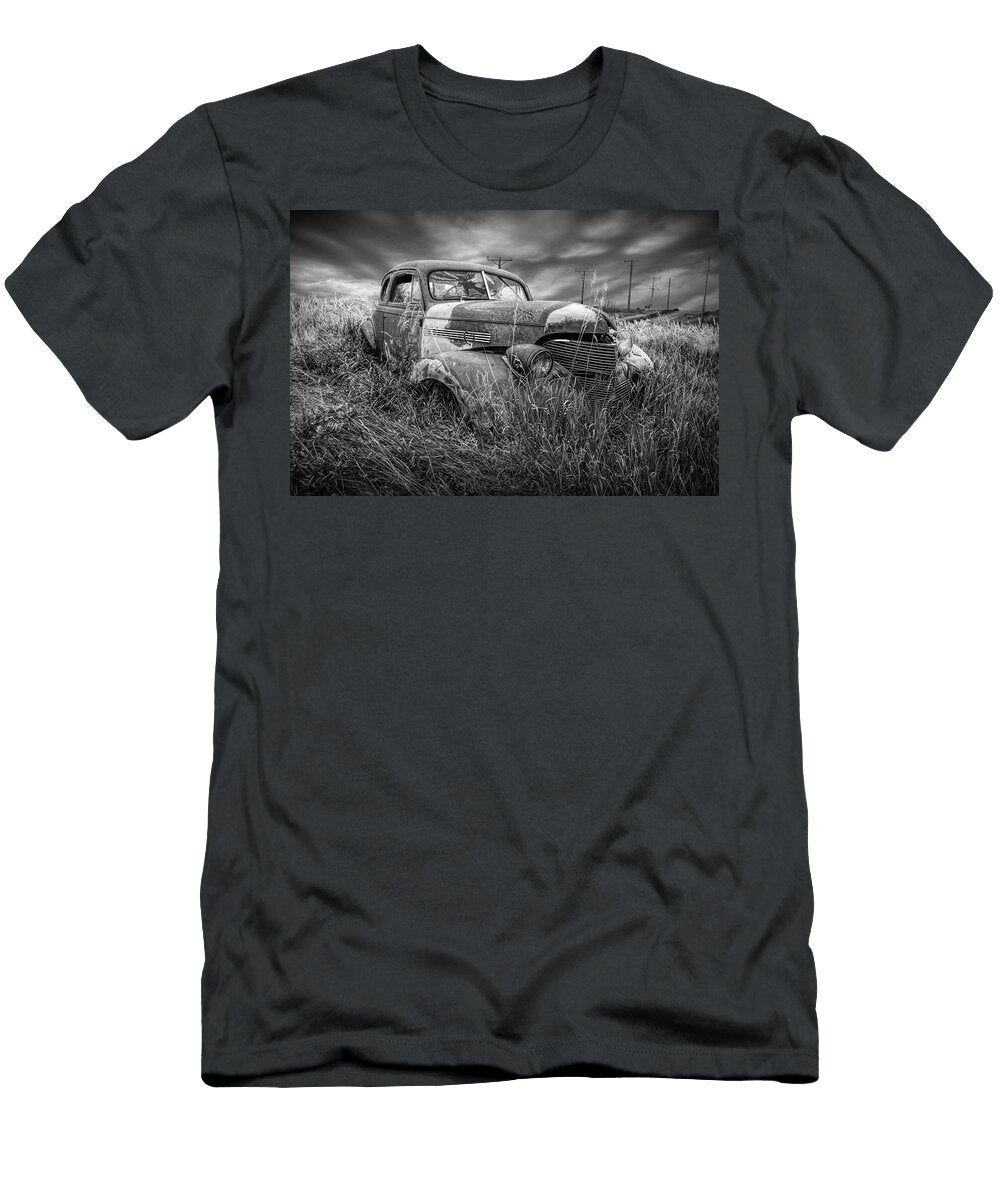 Abandoned Auto with Smashed Windshield in Black and White Randall Nyhof T-Shirt