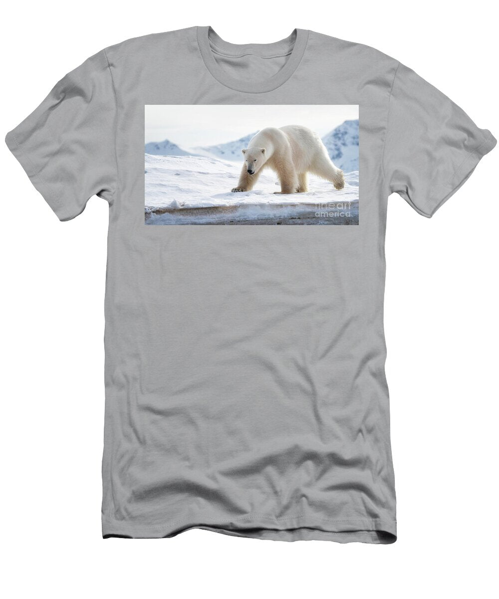 Adult Male Polar Bear Stands At the Ice Edge in Svalbard Jane Rix T-Shirt
