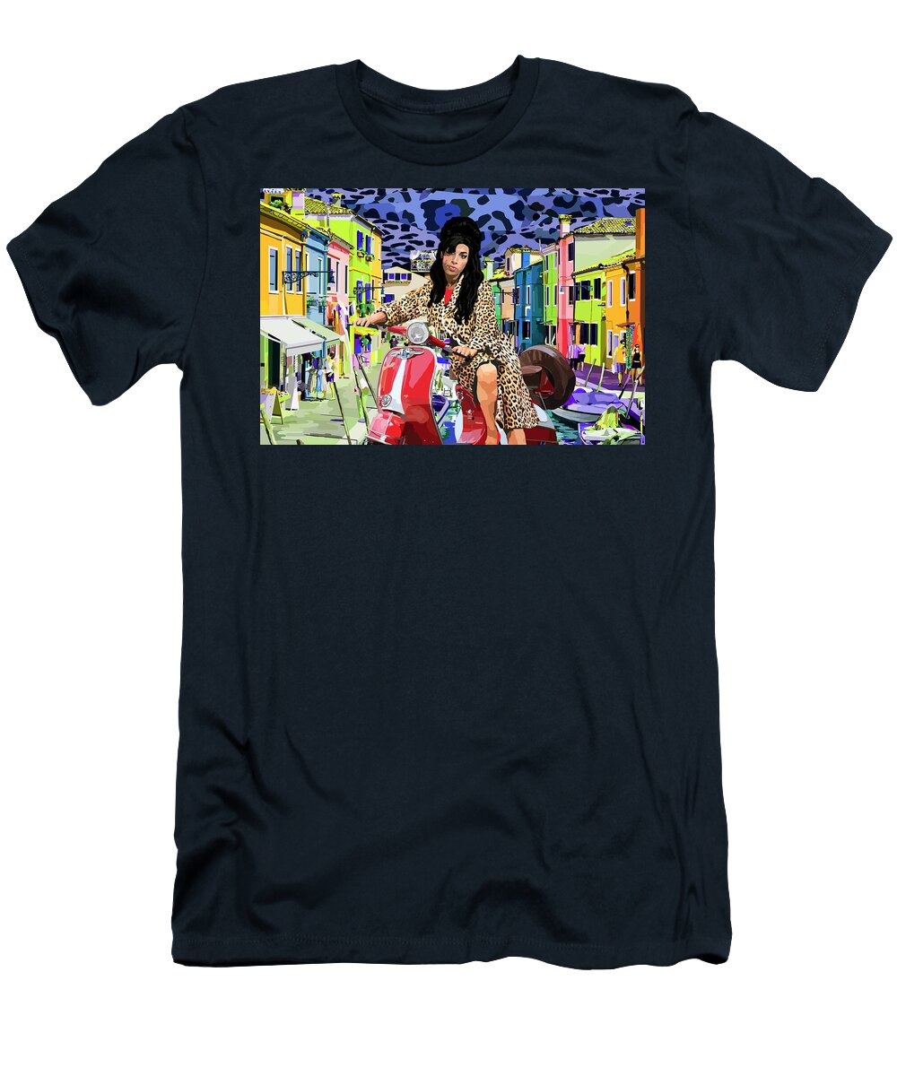 Amy Winehouse on a Vibrant Street Lynnda Rakos T-Shirt