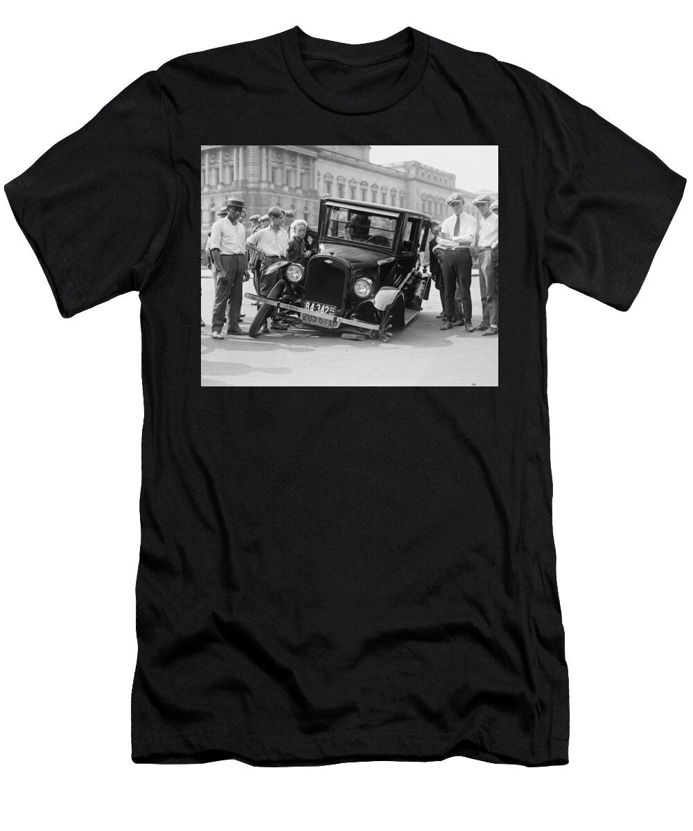 Automobile Wreck Washington DC 1923 War Is Hell Store T-Shirt