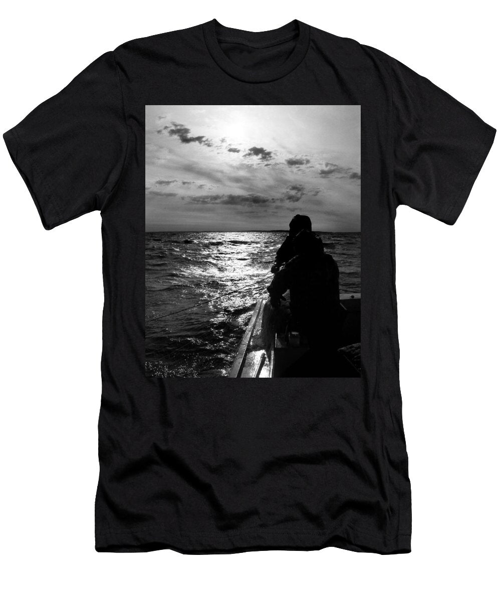 Bringing in the Nets Skip Willits T-Shirt