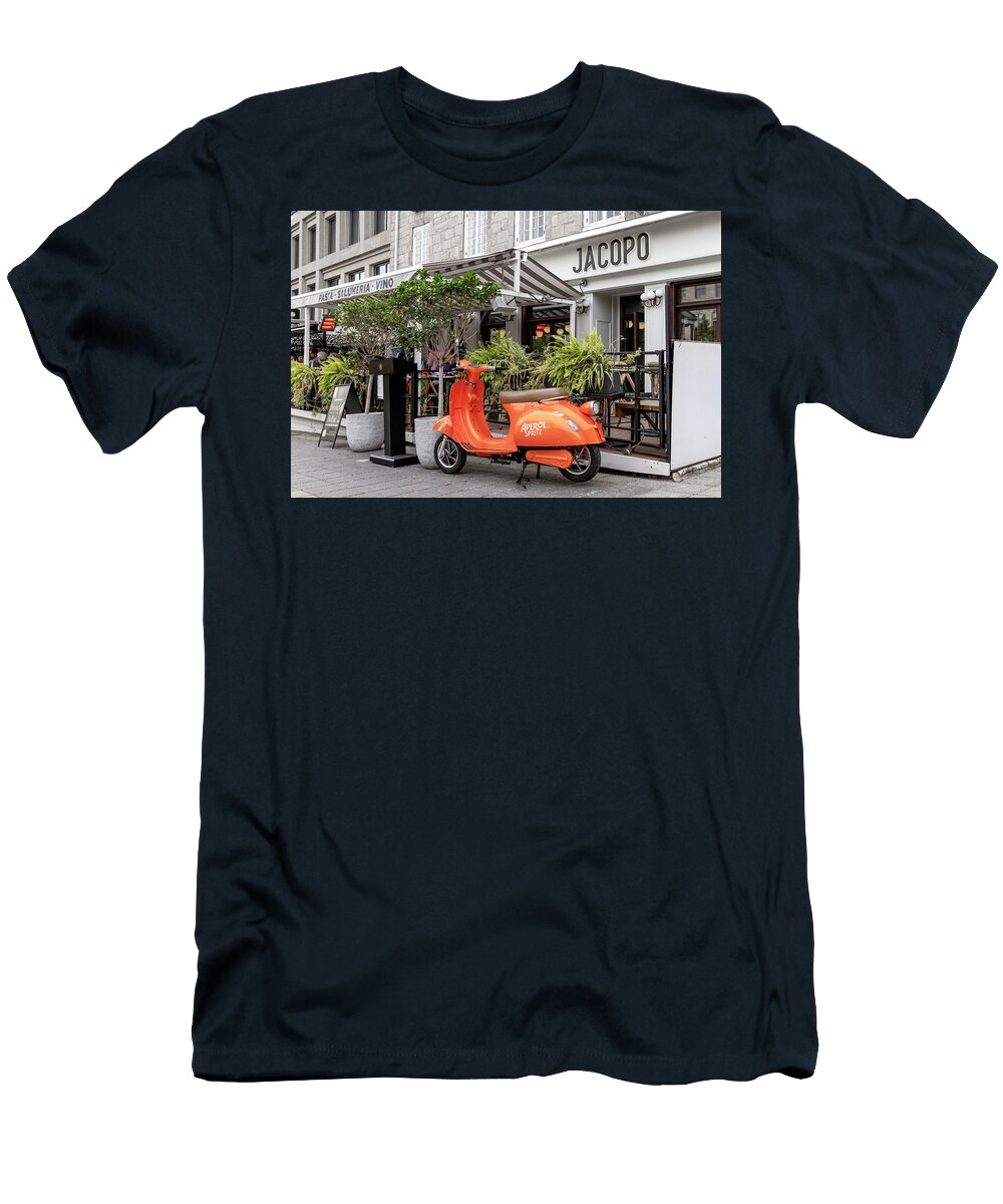 Canada Quebec Montreal Scene At Place Jacques Cartier Old Montreal Claudia Uripos T-Shirt