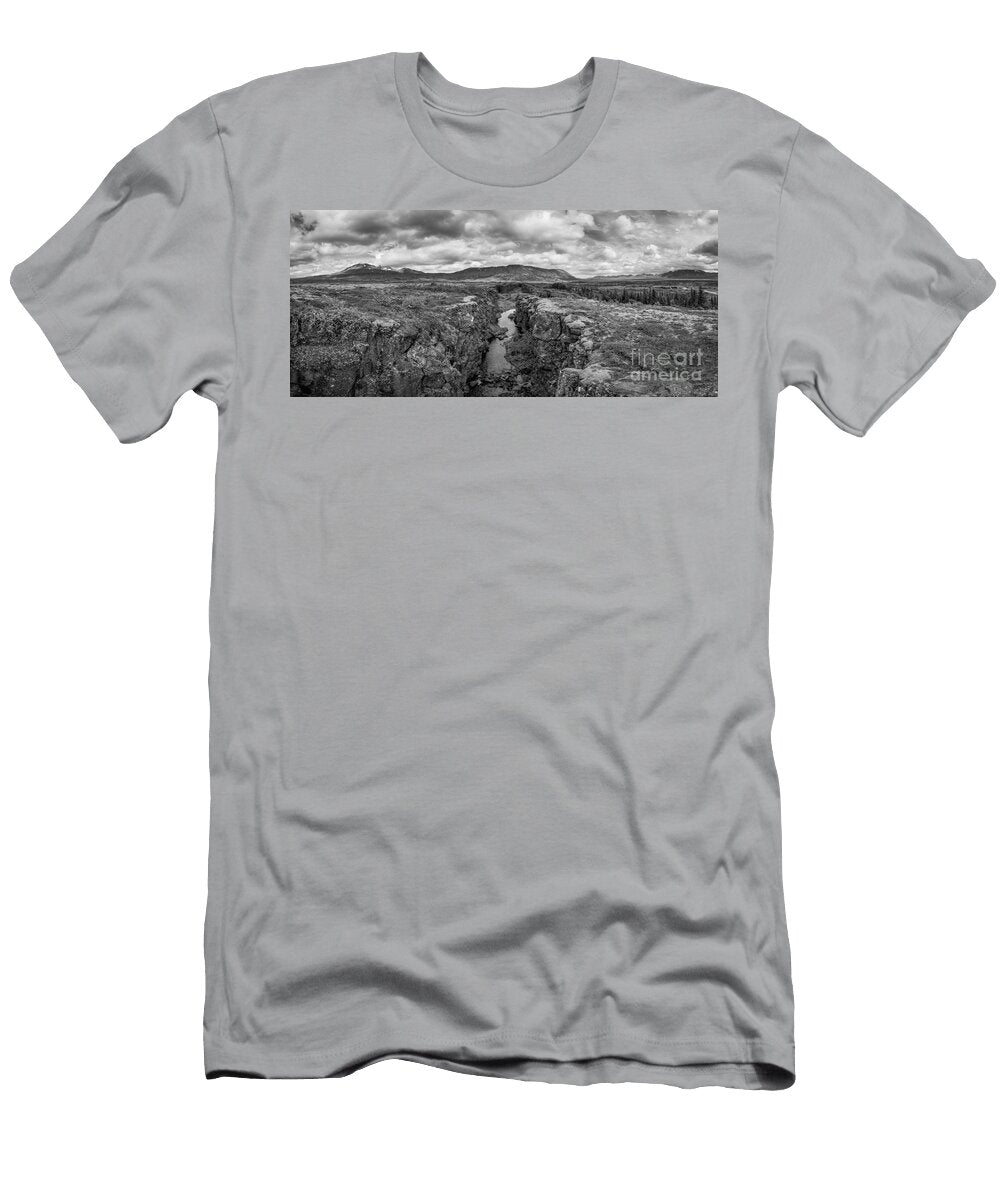 Continental Divide Panorama in Iceland Bw Michael Ver Sprill T-Shirt