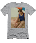Couple Under an Umbrella Patricia Hofmeester T-Shirt