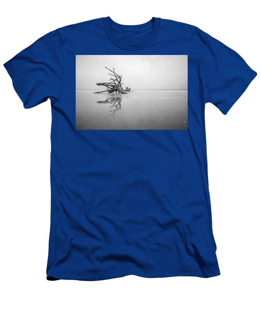 Drift Wood on Hunting Island South Carolina Alexandr Grichenko T-Shirt