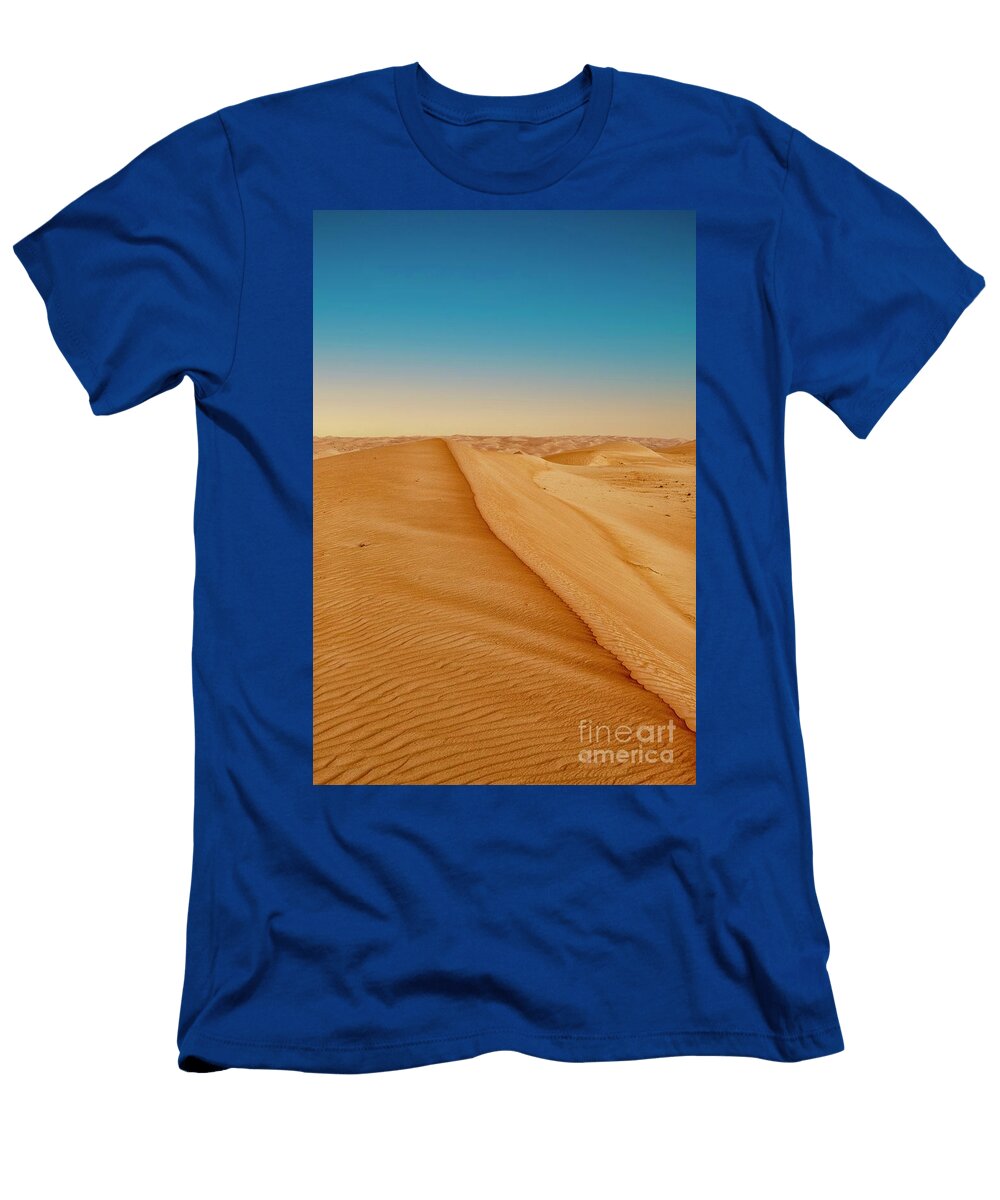 Dune Ridge in the Desert of Oman Patricia Hofmeester T-Shirt