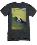 Green VW T2 Camper Van Rear Wheel Richard Nixon T-Shirt