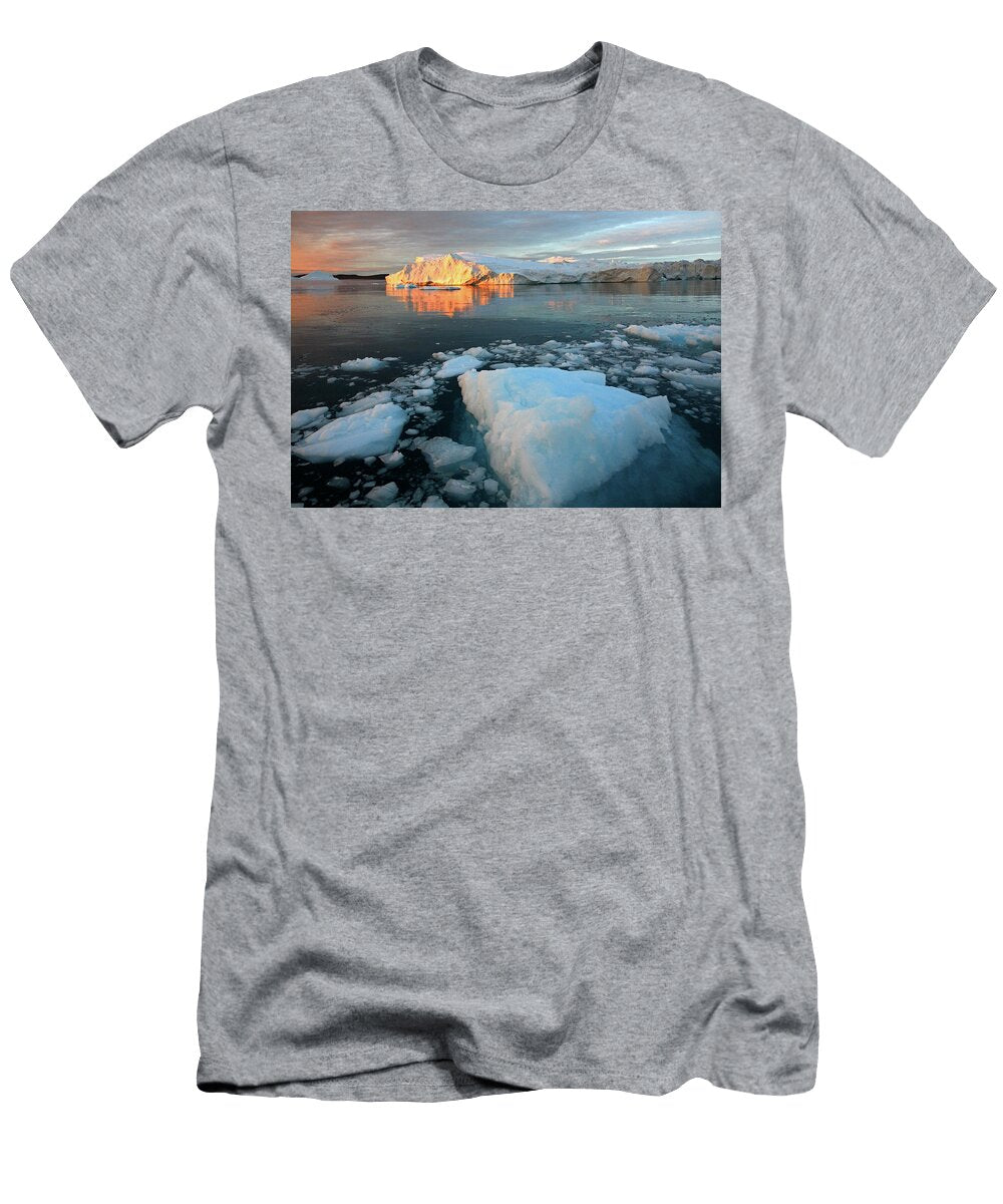 Greenland Icebergs Disko Bay Gunter Grafenhain T-Shirt