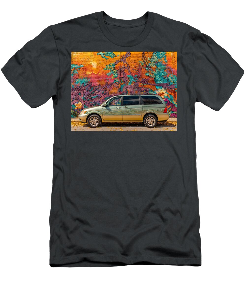 Kia Sedona 2003 Minivan Urban Vehicle Colorful Mural Mural and Vehicle Hollie Love T-Shirt