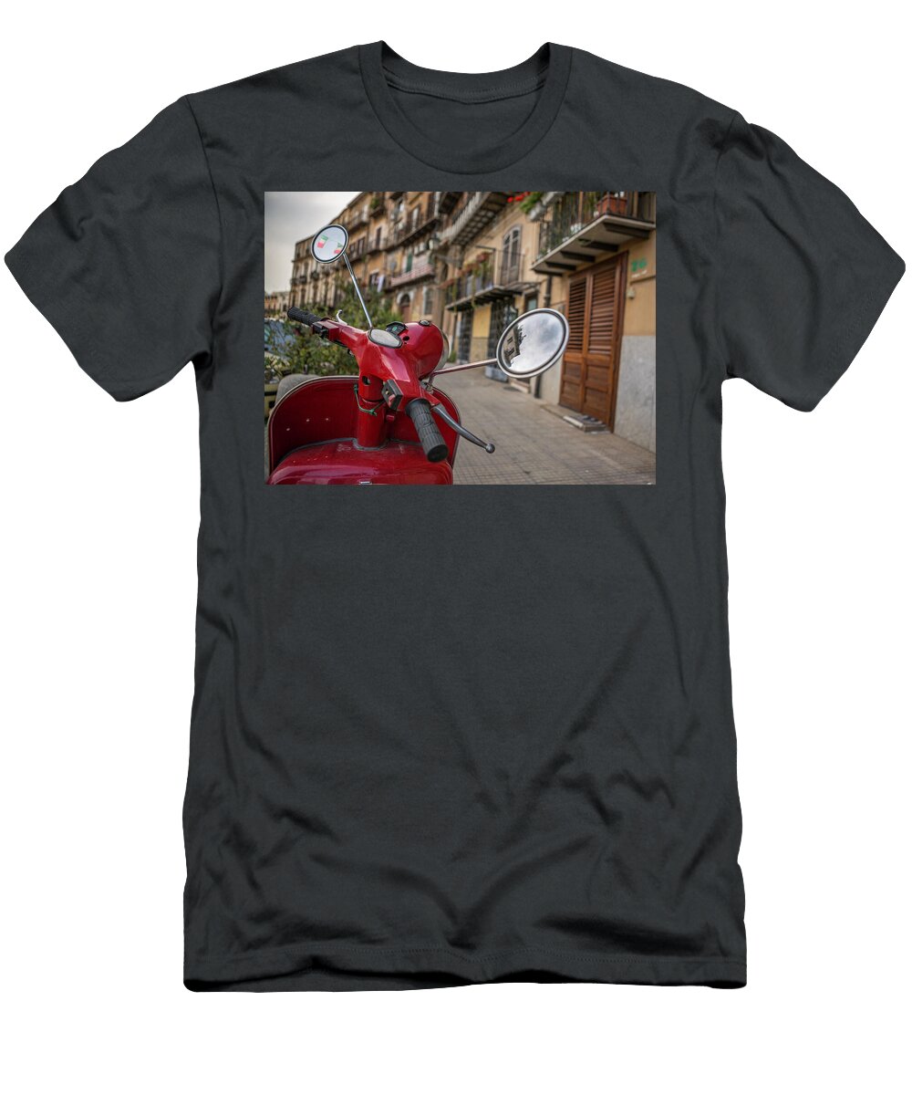 LA Vespa Rossa John Lattanzio T-Shirt