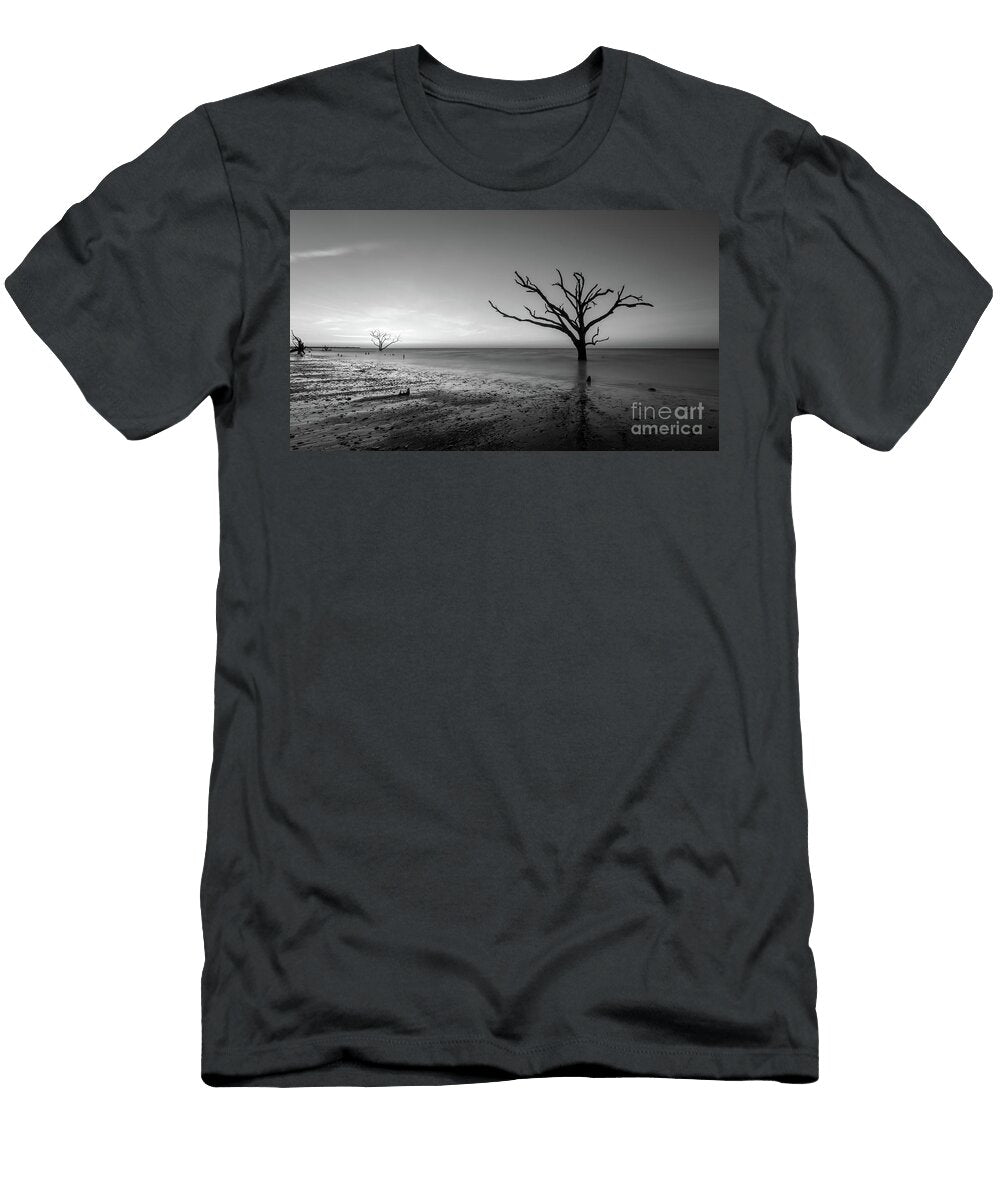 Low Tide At Botany Bay Plantation Bw Michael Ver Sprill T-Shirt