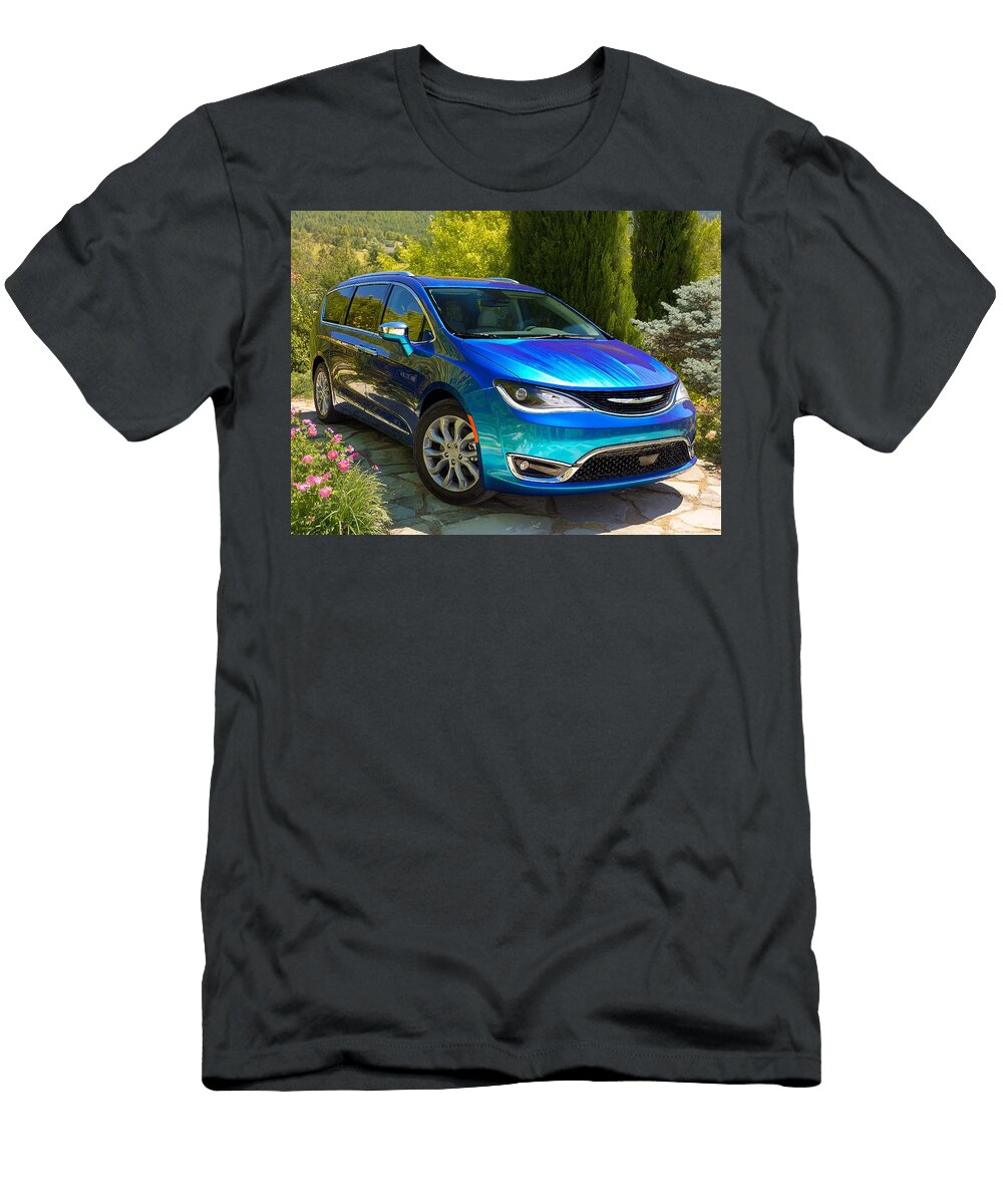 Modern Vehicle Chrysler Pacifica Hybrid 2017 Minivan Blue Car Stunning Blue Modern Vehicle Hollie Love T-Shirt