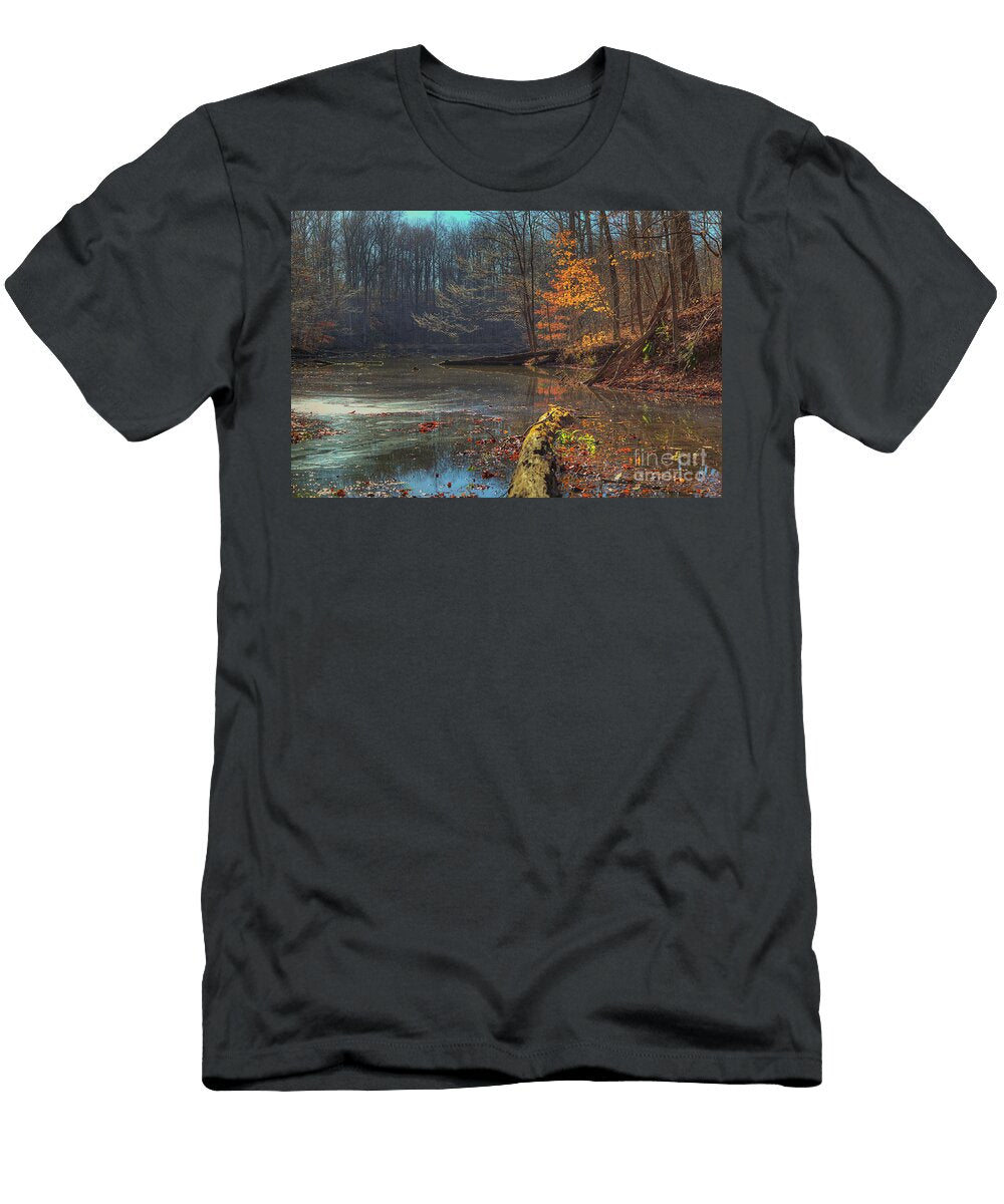 Pond At Dusk Larry Braun T-Shirt