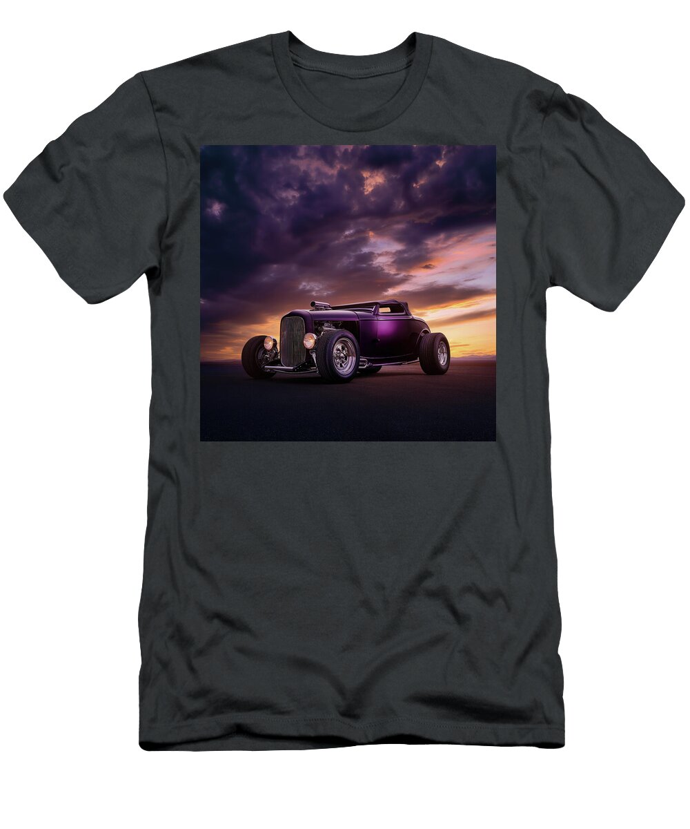Purple 1932 Ford Roadster Hotrod 132 Yo Pedro T-Shirt