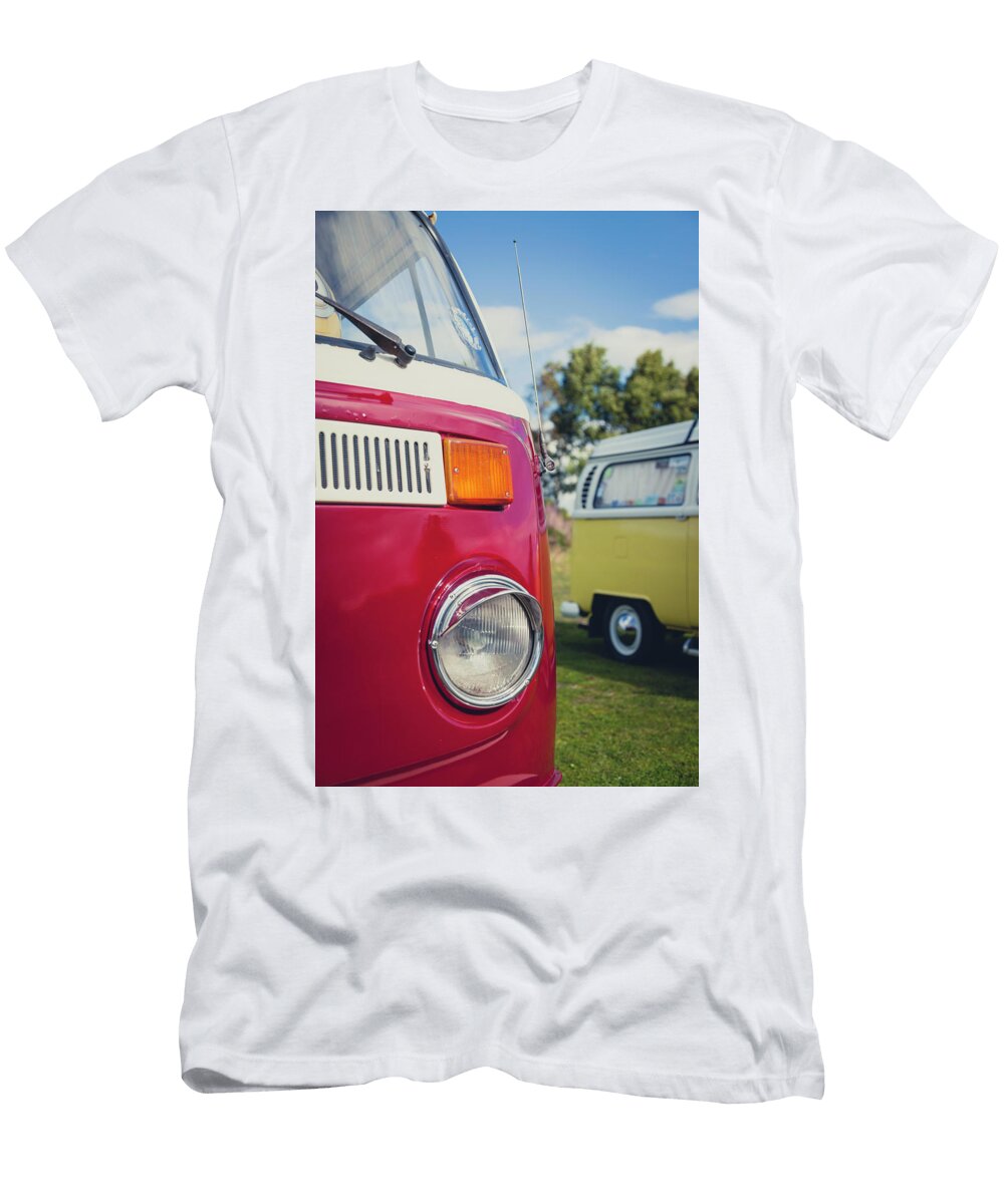 Red and Green VW T2 Camper Vans Richard Nixon T-Shirt