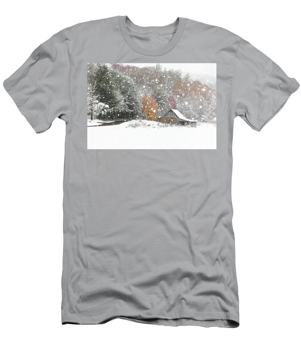 Snowy Barn Benanne Stiens T-Shirt