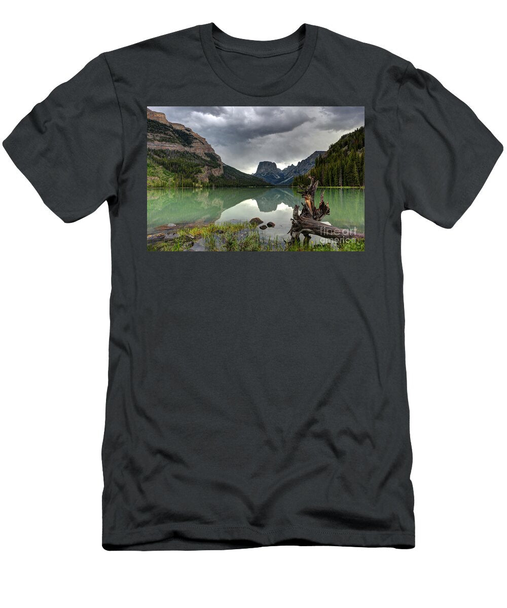 Squaretop Mountain Reflected in Upper Green River Lake During Thunderstorm Gary Whitton T-Shirt