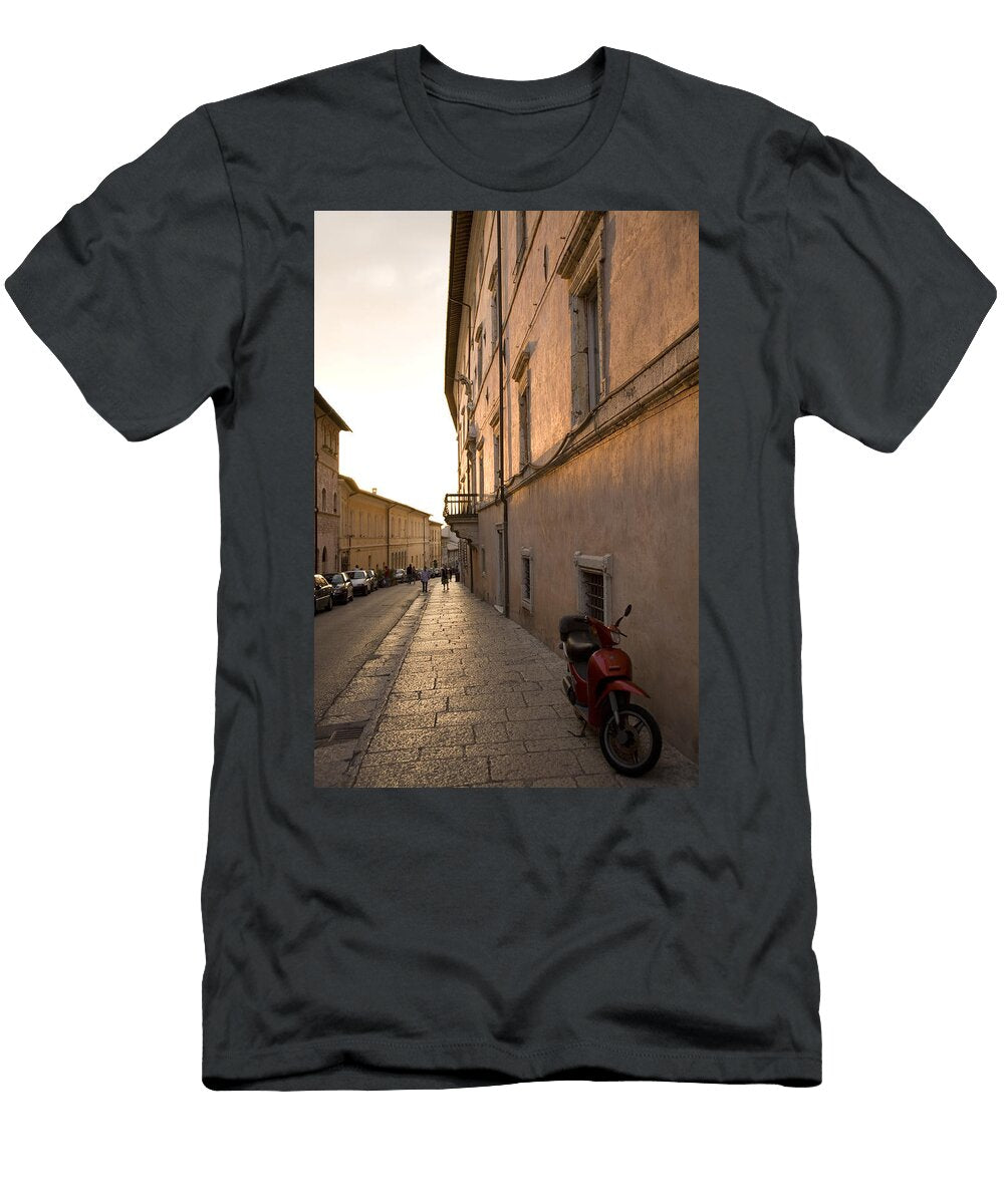 Street At Sundown in Assisi Ian Middleton T-Shirt