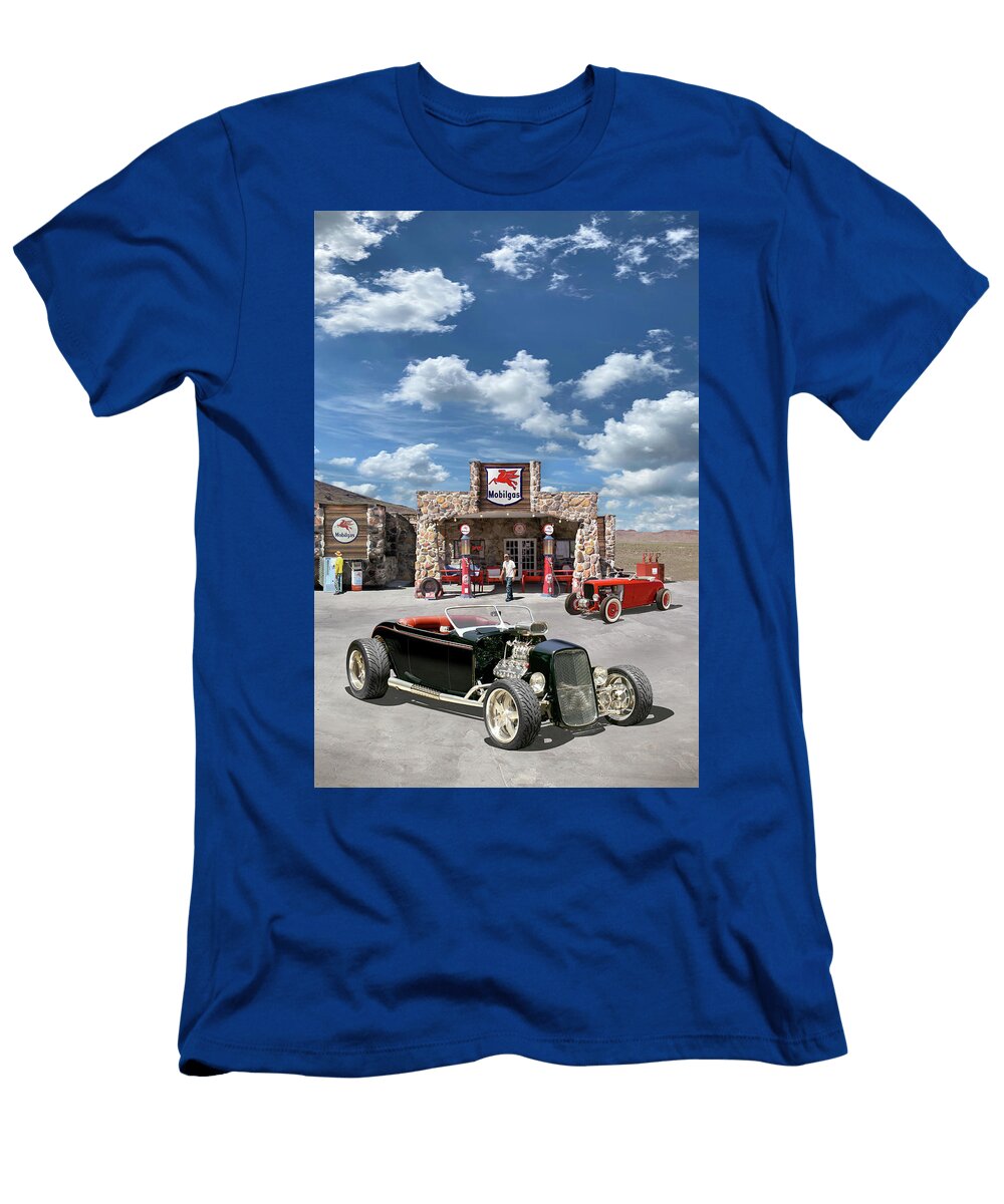 Street Rods At Mobil Station Mike Mcglothlen T-Shirt