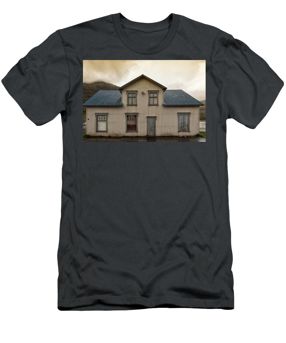 The Forgotten New Scooter Next to the Lonely Abandoned House Ricardmn Photography T-Shirt