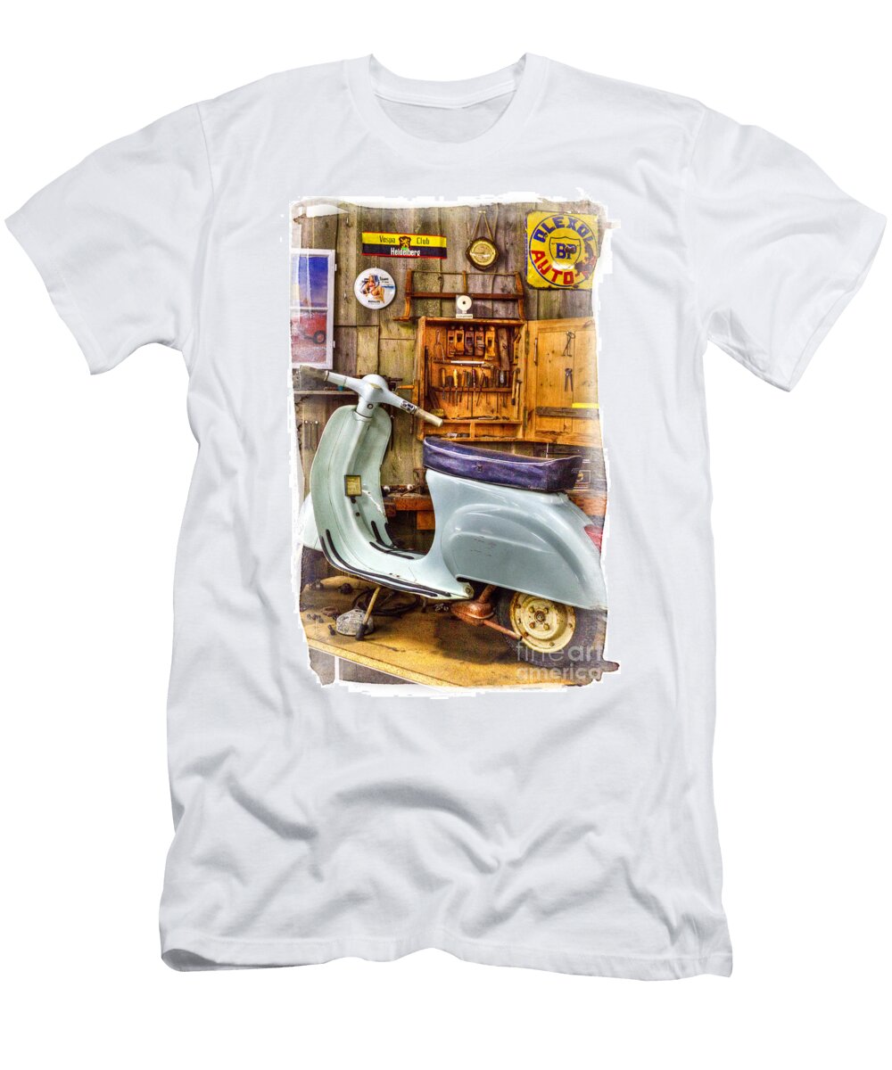 Vespa Scooter Heiko Koehrer Wagner T-Shirt