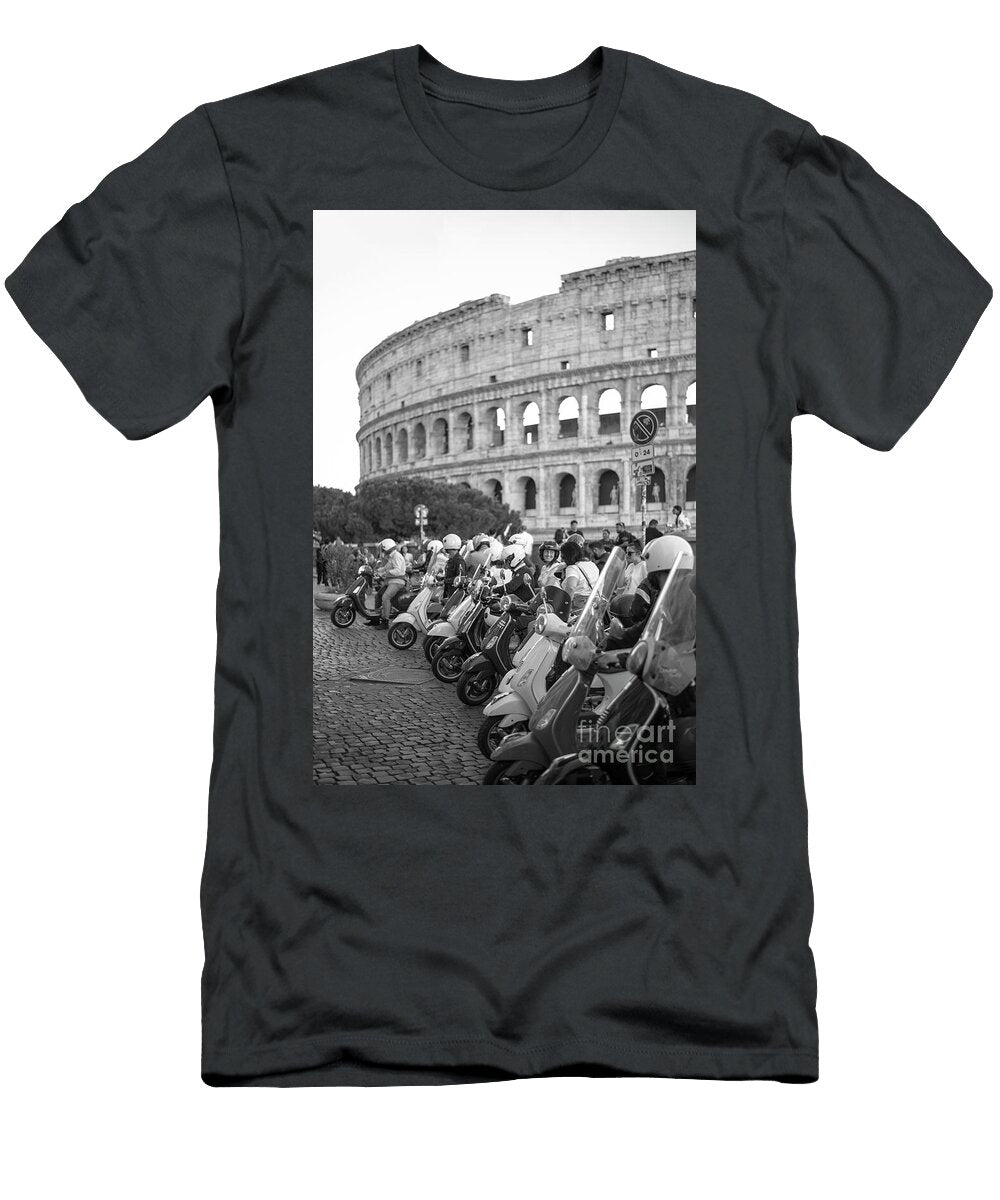 Vespa Scooters in Front of the Ancient Colosseo Stefano Senise T-Shirt