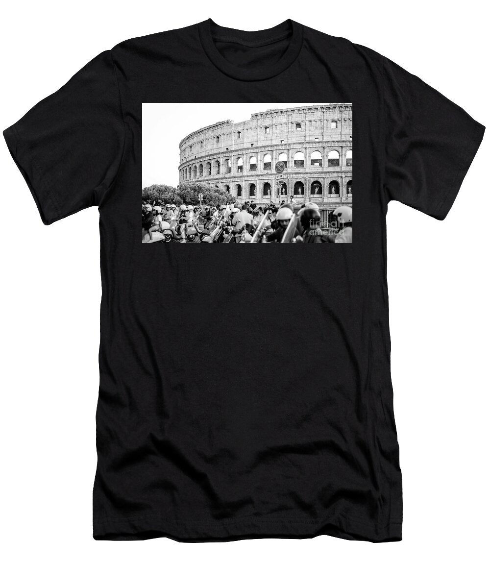 Vespas in Front of the Ancient Colosseum Stefano Senise T-Shirt