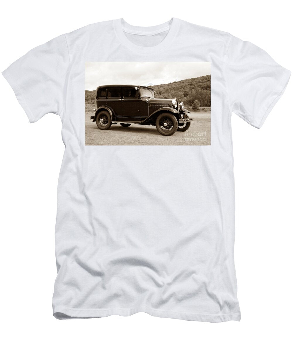 Vintage Automobile Speeding Olivier Le Queinec T-Shirt