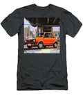 Vintage Car Urban Scene Suzuki Swift 1983 Japan Hatchback Jdm Car Vintage Japanese Art Grayson Sheppard T-Shirt